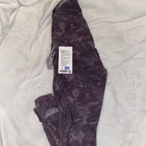 Lululemon Hug Your Core SHR Tight 28”